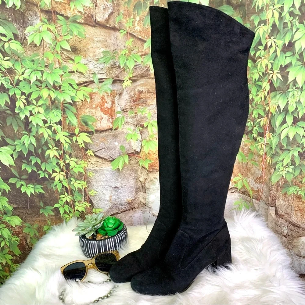 VINCE. Quiet Luxury Minimalist Blythe Black Suede Over the Knee Boots, 6M